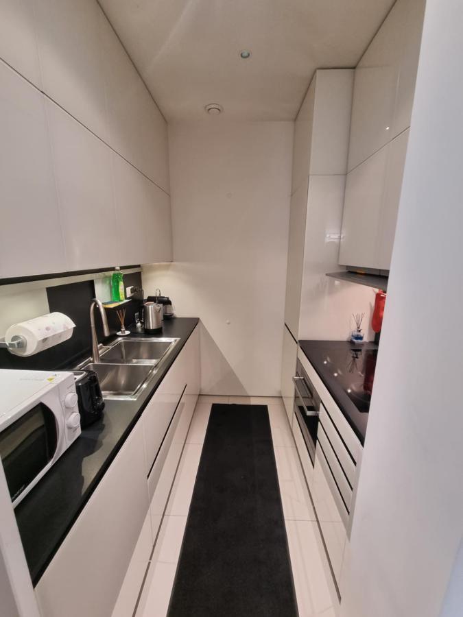A 700M Da Porta Susa! Bilocale Lussuoso & Moderno Torino Kültér fotó